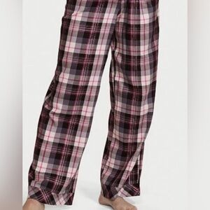 Victoria's Secret Plaid Pajama Pants Black, Pink & White GOLD Trim Size XXL NWT